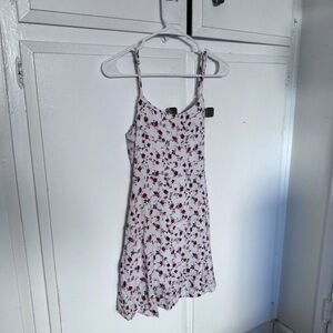 Lulu’s White Floral Roses Dress